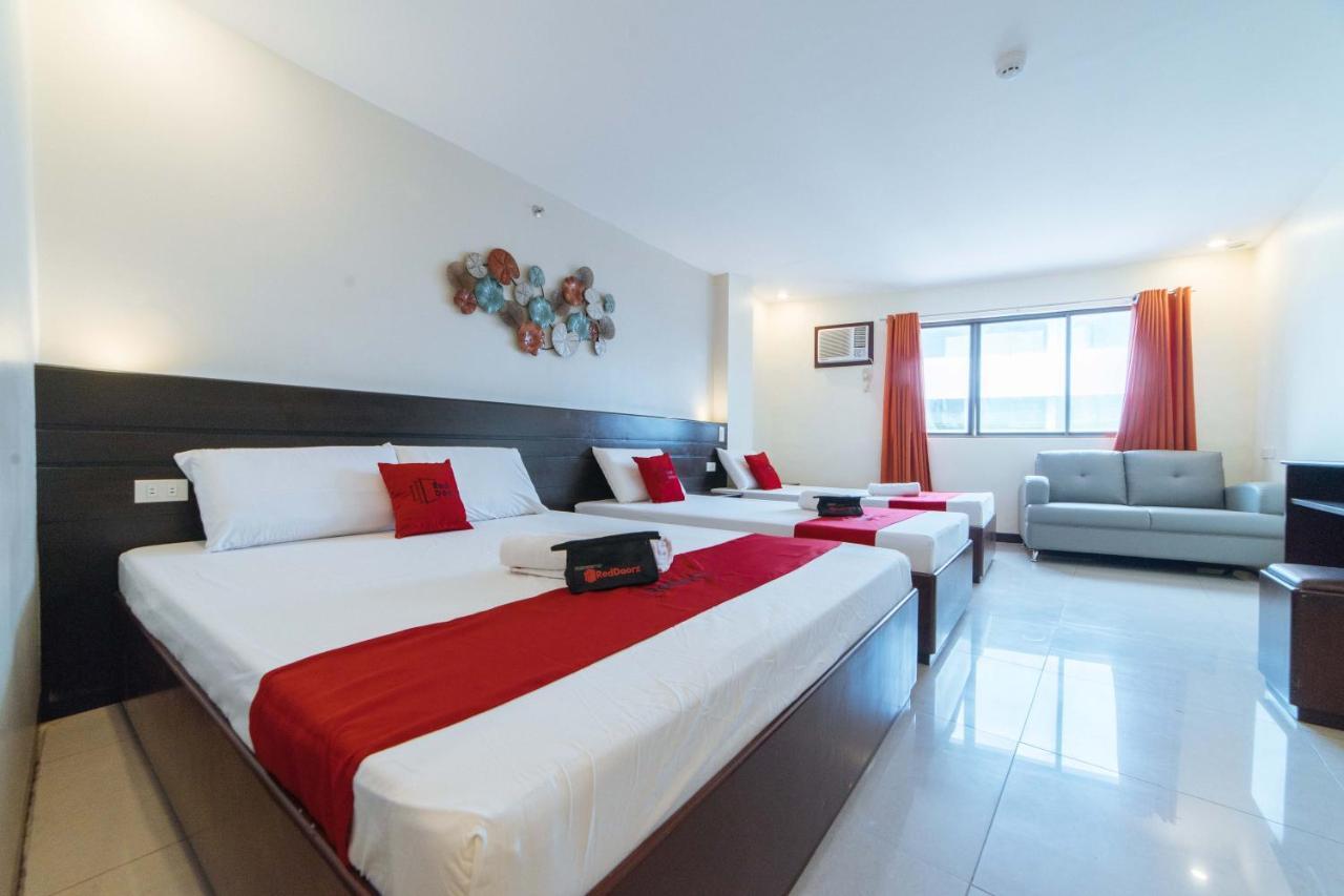 Reddoorz Near Victoria Mall Davao Exterior photo