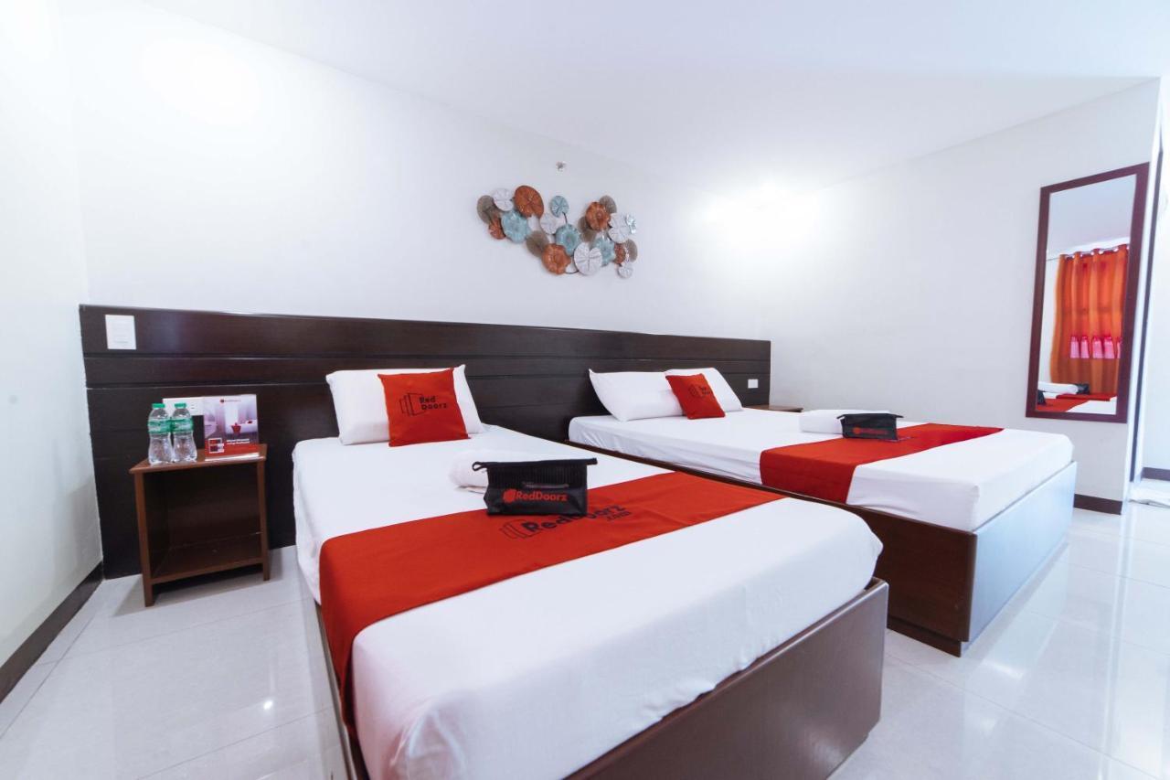 Reddoorz Near Victoria Mall Davao Exterior photo