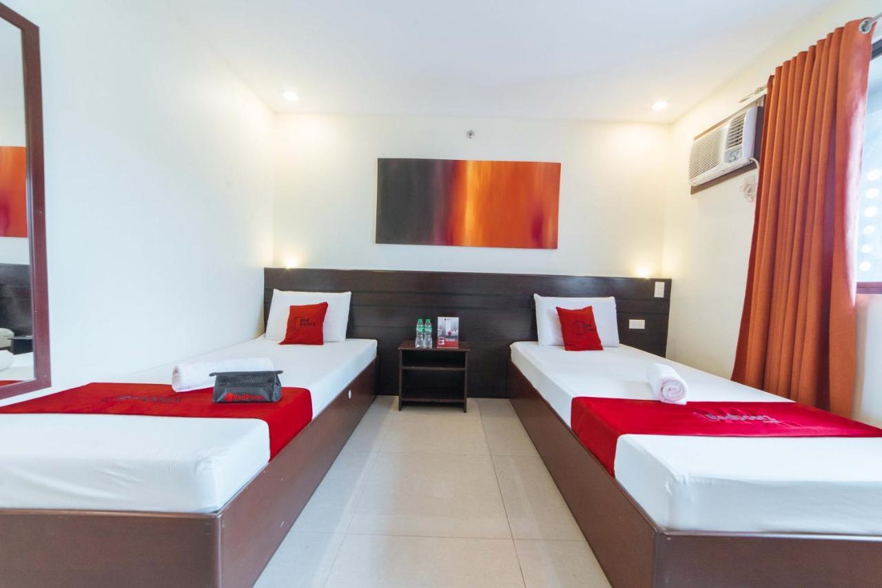 Reddoorz Near Victoria Mall Davao Exterior photo